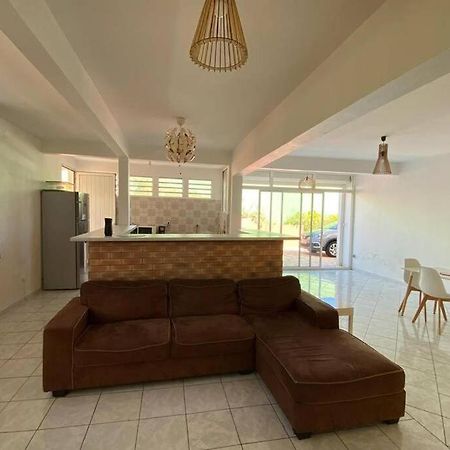 Charmant Appartement Avec Piscine 勒罗贝尔 外观 照片